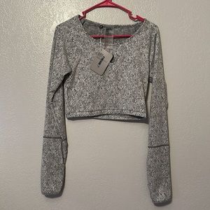 Fluer Texture long sleeve crop top